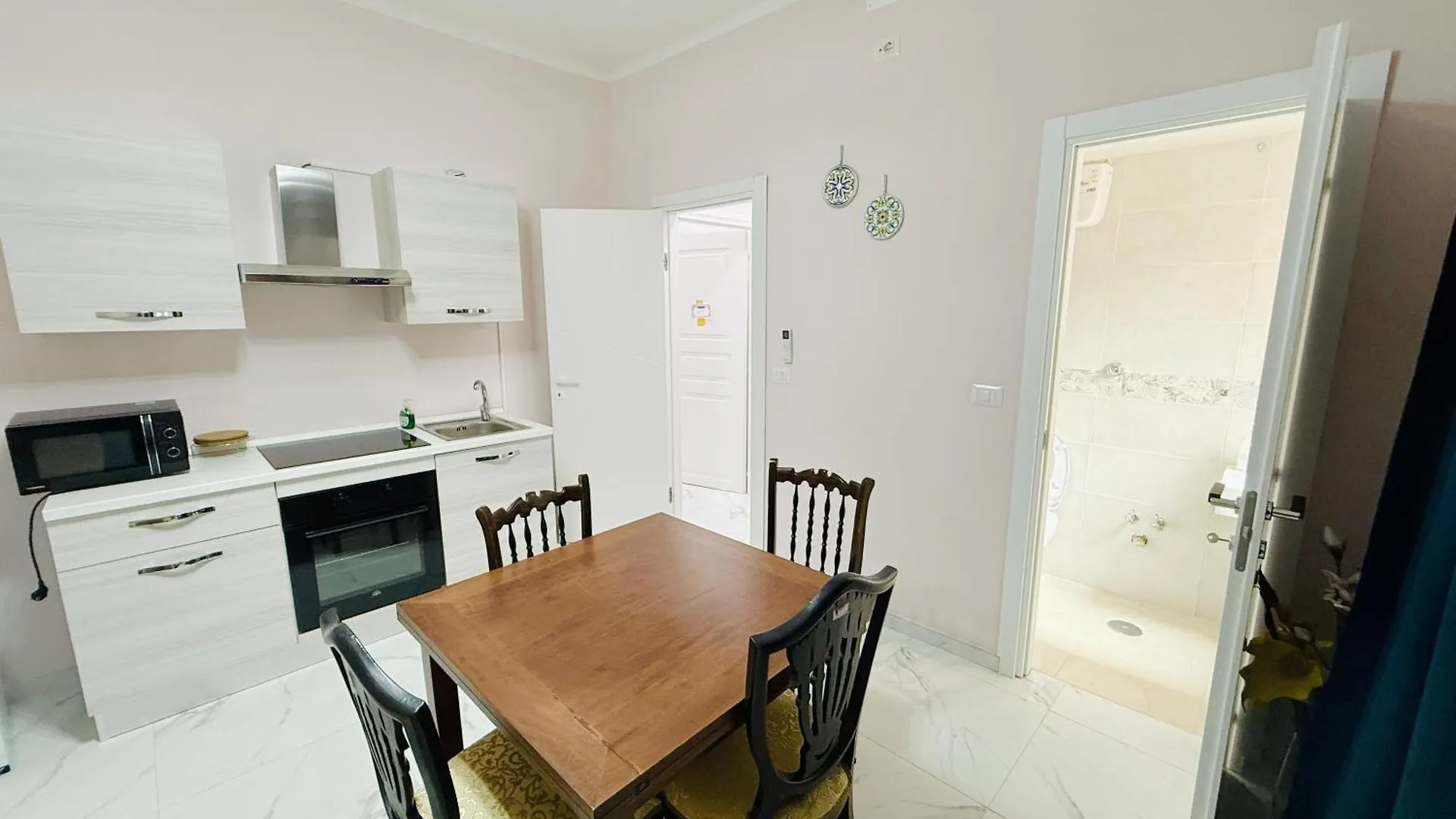 Roma Heaven Guest House