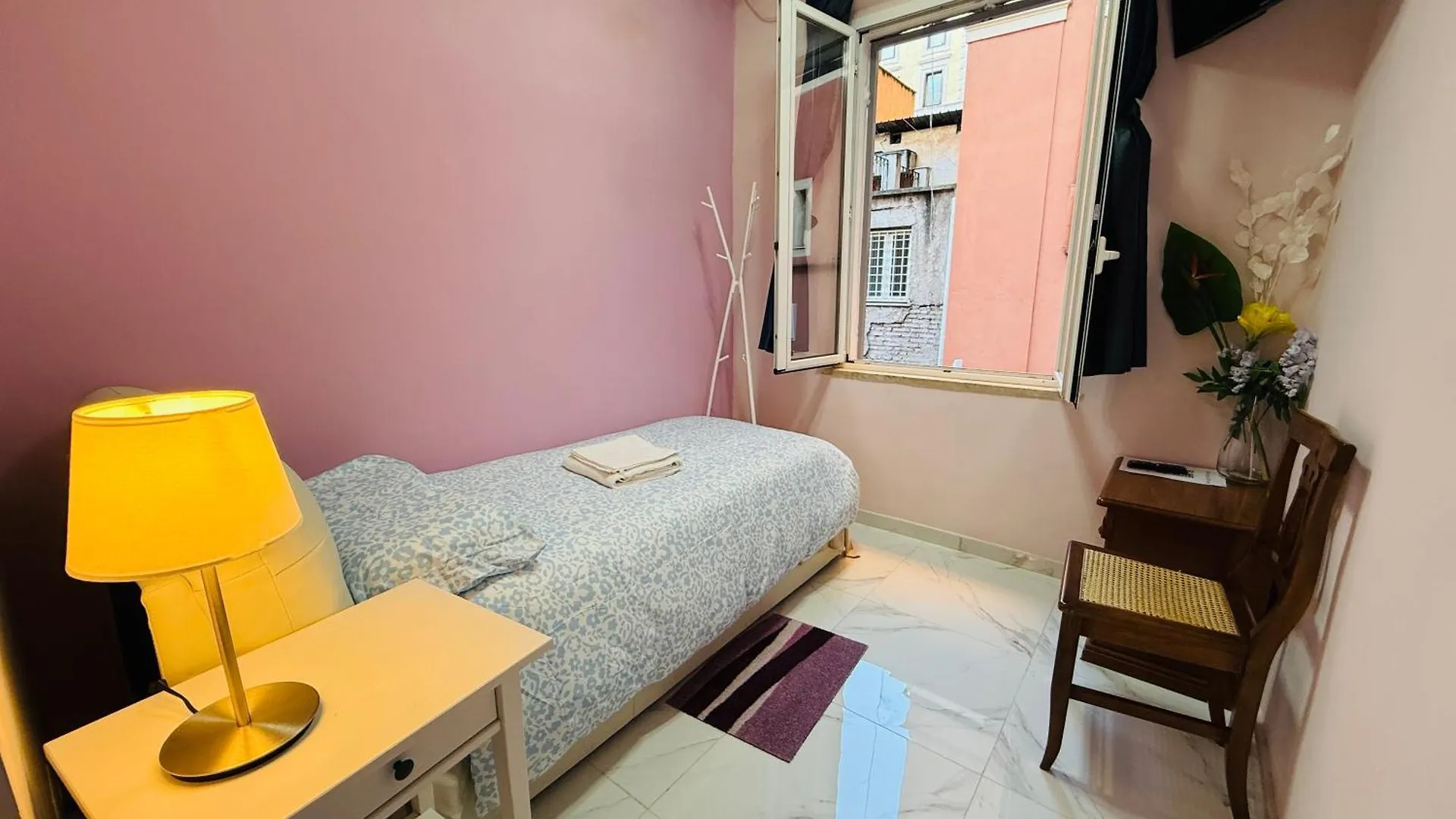 Roma Heaven Guest House Bed & Breakfast Řím